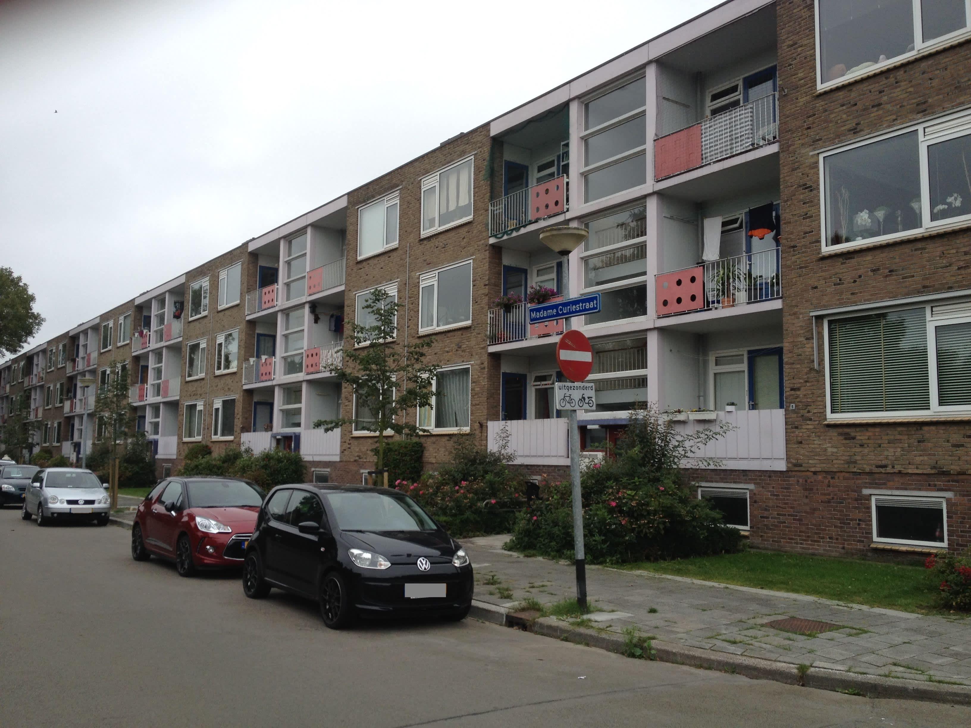 Madame Curiestraat 97